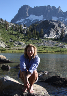 01 Hiking in California Sierra Nevada mountains 225 wide